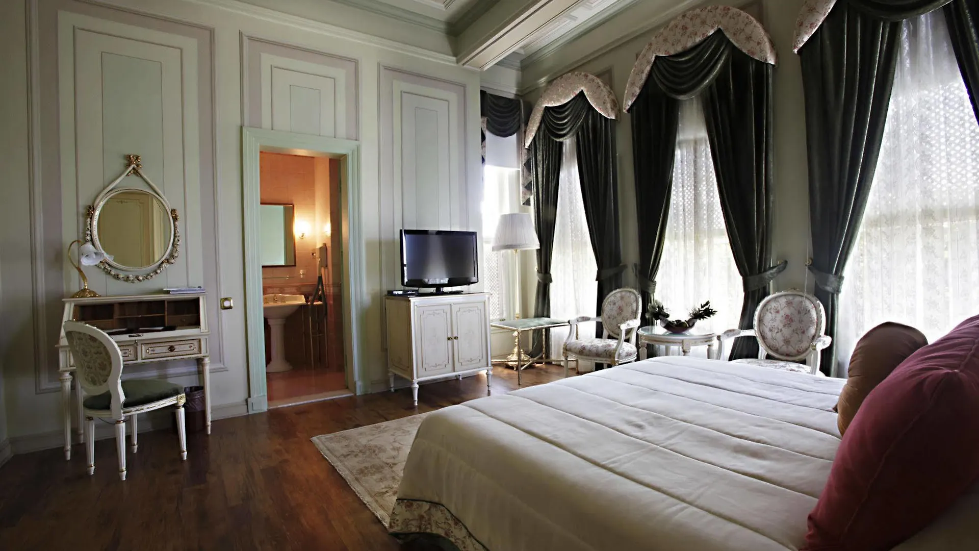 ****  Bosphorus Palace Hotel Istambul Turquie